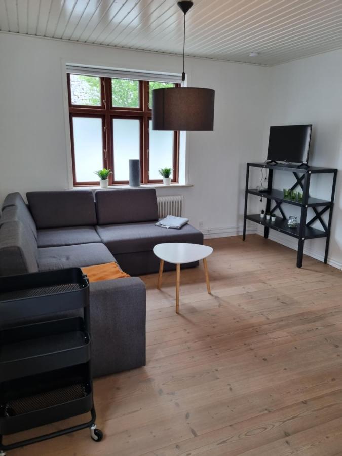 Taet Pa Centrum & Mch/Boxen - Huset Nr. 11 Herning Luaran gambar