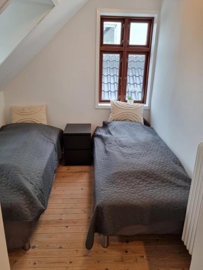 Taet Pa Centrum & Mch/Boxen - Huset Nr. 11 Herning Luaran gambar