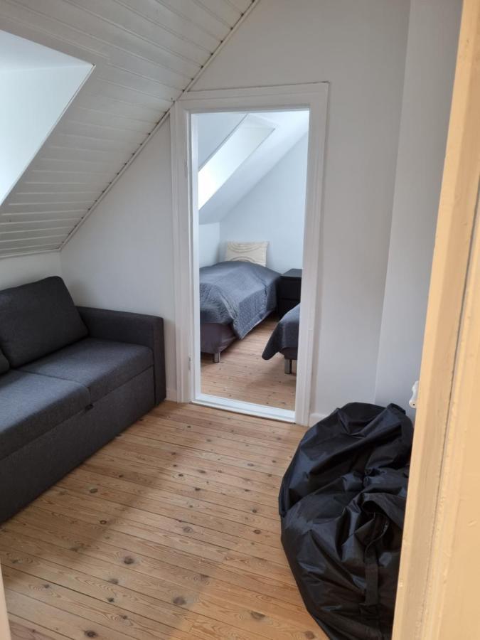 Taet Pa Centrum & Mch/Boxen - Huset Nr. 11 Herning Luaran gambar